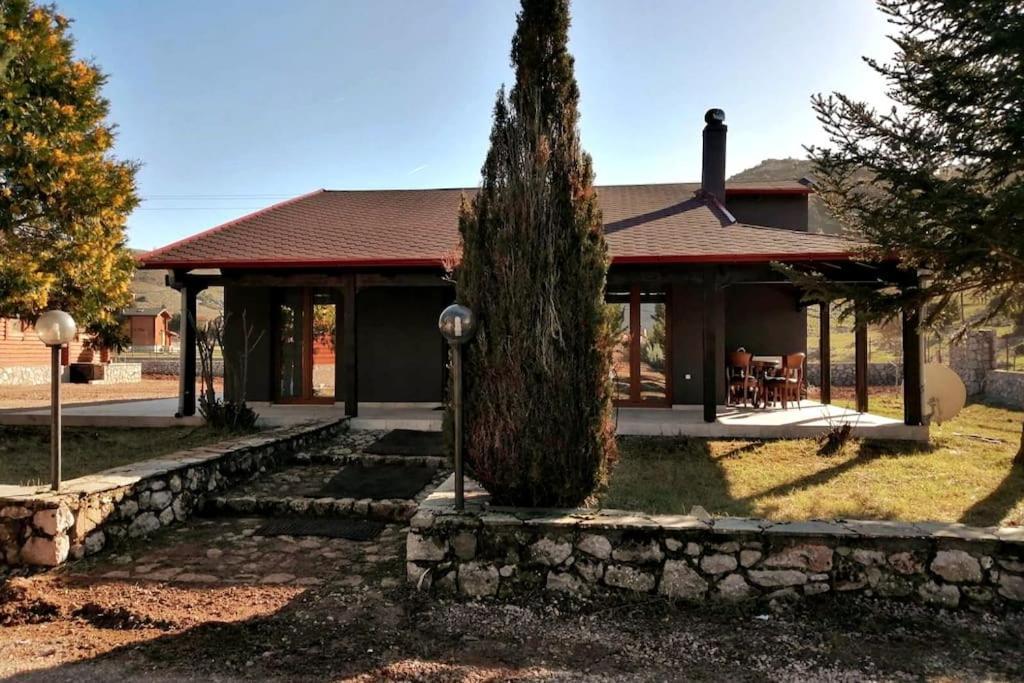 Orino Livadi Mount Villa IV アラコバ エクステリア 写真