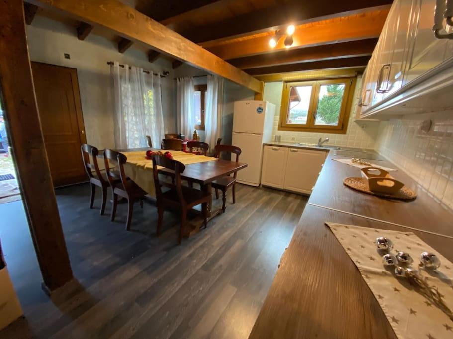 Orino Livadi Mount Villa IV アラコバ エクステリア 写真