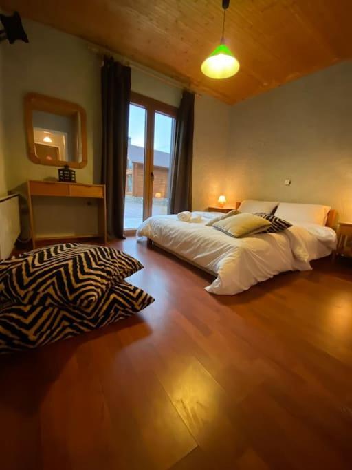 Orino Livadi Mount Villa IV アラコバ エクステリア 写真