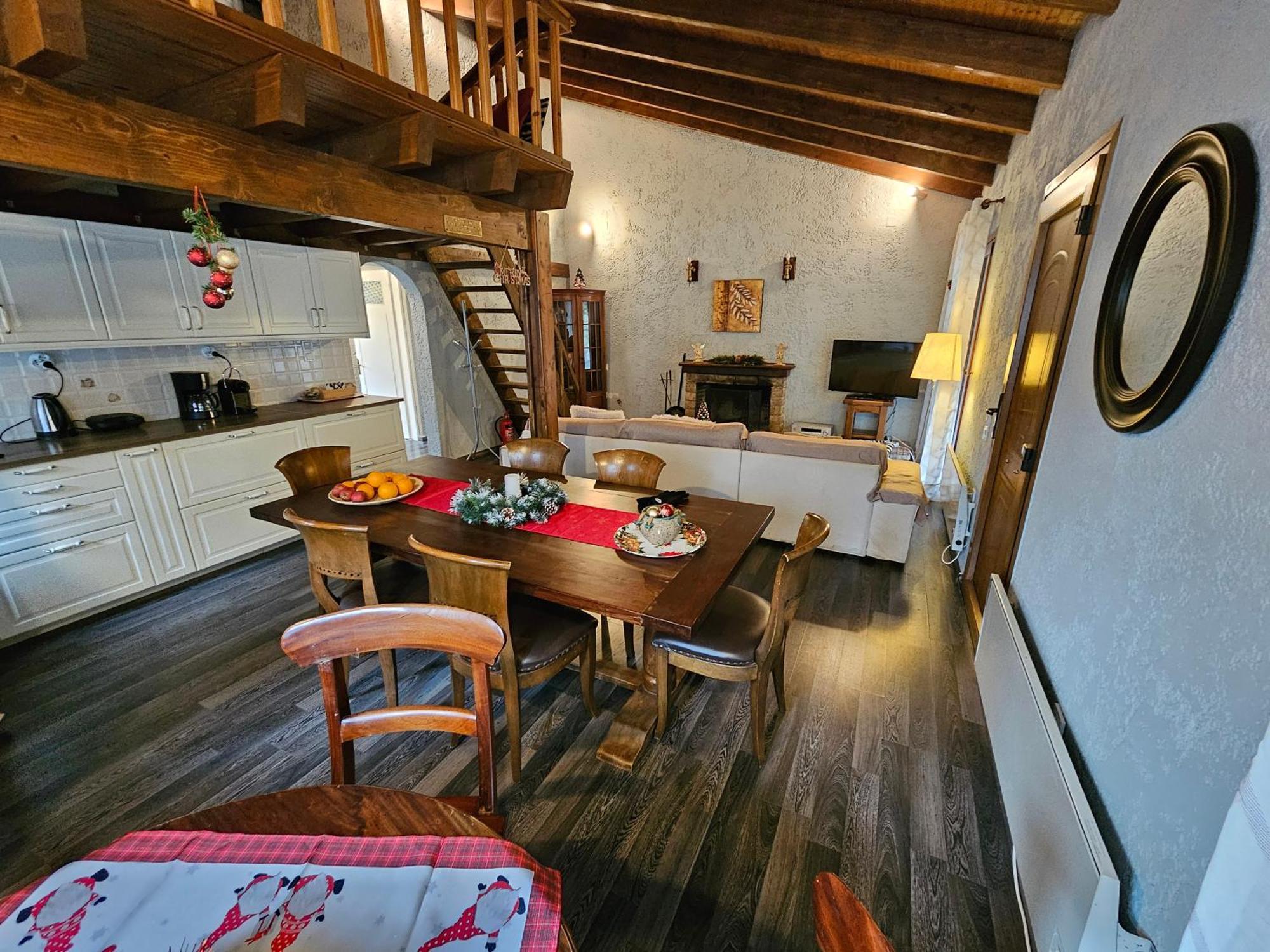 Orino Livadi Mount Villa IV アラコバ エクステリア 写真